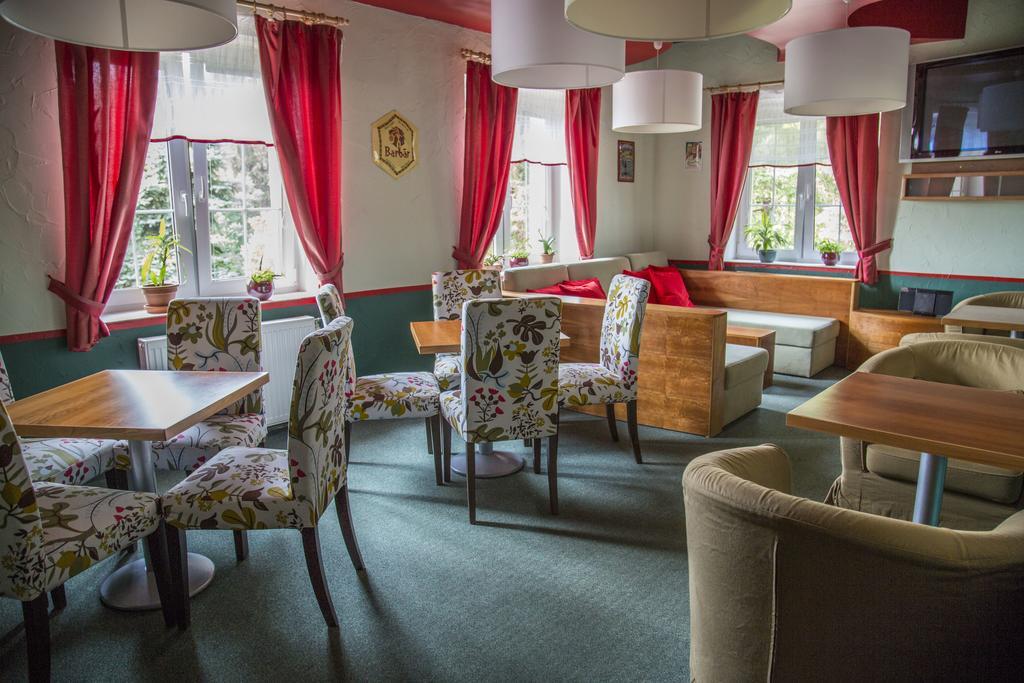 Hotel Sirakov Liptal Экстерьер фото
